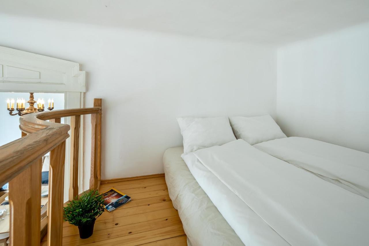 Huge Apartment In The City Center ブダペスト エクステリア 写真